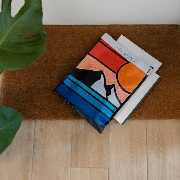 Polymailer 10x13, Mountain Print Shipping Bags. 50 - Picture 2 of 4